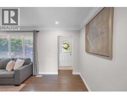 38 Burton AVENUE - 8