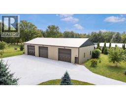 626 Gregory DRIVE East - 13