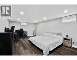 62 DUNVEGAN DRIVE - 31
