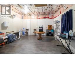 102 Sherman STREET - 33