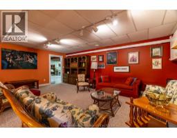 84 GOODAL DRIVE - 38