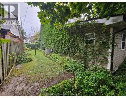 418 Gillard STREET - 14