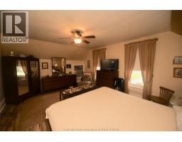 51 Erie STREET South - 29