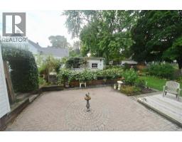 51 Erie STREET South - 43