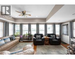 1039 James STREET - 18