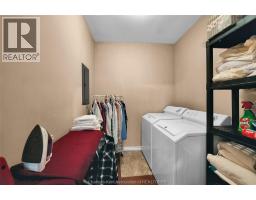 1039 James STREET - 29