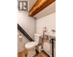 483 St. Clair STREET - 16