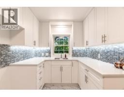483 St. Clair STREET - 38