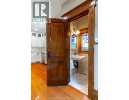 29 Erie STREET South - 26