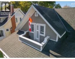 29 Erie STREET South - 49