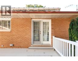 159 Gregory DRIVE West - 33
