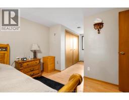 6774 Riverview LINE - 30