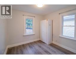 33 Wilson AVENUE - 12