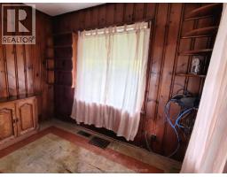 1720 Dufferin AVENUE - 10