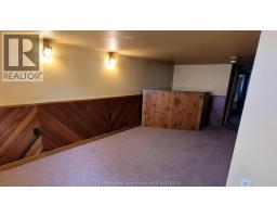 1720 Dufferin AVENUE - 11