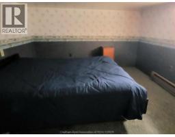 1720 Dufferin AVENUE - 13