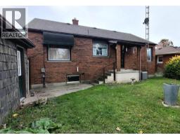 1720 Dufferin AVENUE - 16