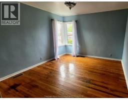 1720 Dufferin AVENUE - 7