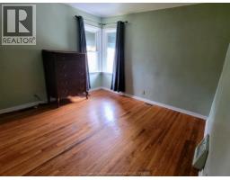 1720 Dufferin AVENUE - 9