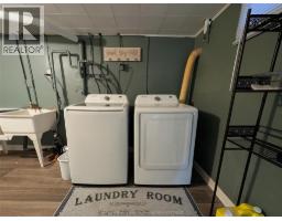 112 Churchill STREET - 31