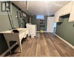 112 Churchill STREET - 33