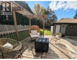 112 Churchill STREET - 35