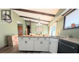 112 Churchill STREET - 7