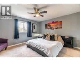 43 Greenfield LANE - 12