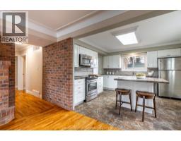 384 CATHERINE STREET - 7