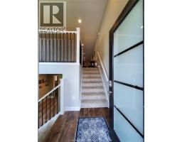 256 Moonstone CRESCENT - 3