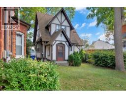 310, 312, 318 Wellington STREET West - 36