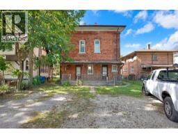 310, 312, 318 Wellington STREET West - 38