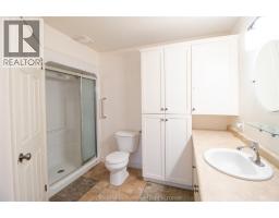 3 Schooner COURT - 6