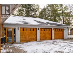 15 Detroit DRIVE - 3