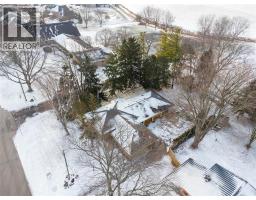 15 Detroit DRIVE - 46