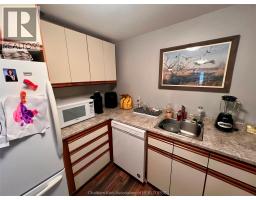 8583 James STREET - 37