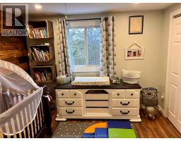 8583 James STREET - 8