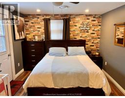 8583 James STREET - 9