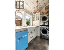 455 Victoria AVENUE - 11