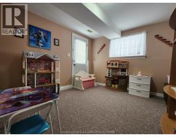 35 RICHARD STREET South - 13