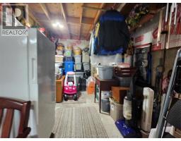 35 RICHARD STREET South - 18