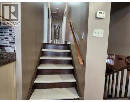 35 RICHARD STREET South - 8