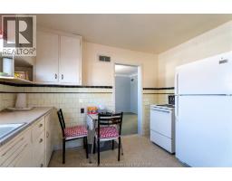 17 GRAND AVENUE - 11