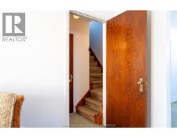 17 GRAND AVENUE - 16