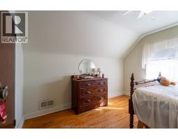 17 GRAND AVENUE - 19