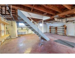 17 GRAND AVENUE - 27