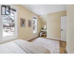 16 HAROLD STREET South - 32