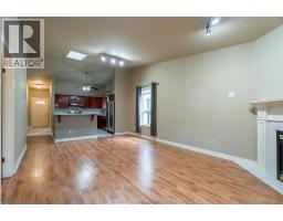 8 MCINTOSH AVENUE - 12