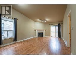 8 MCINTOSH AVENUE - 13