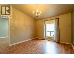 8 MCINTOSH AVENUE - 17